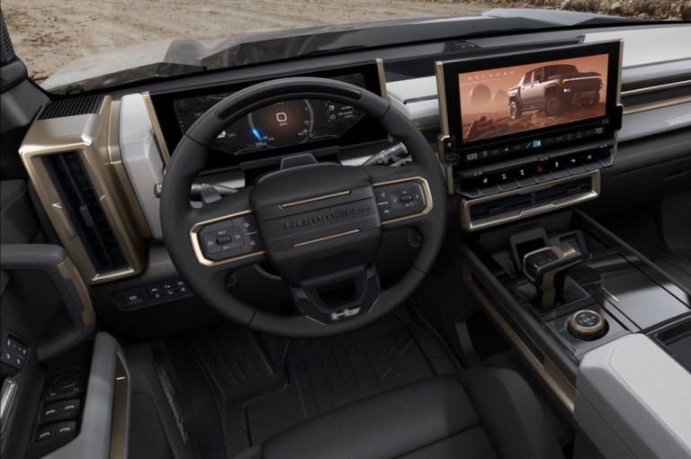 GMC Hummer EV: immagini ufficiali