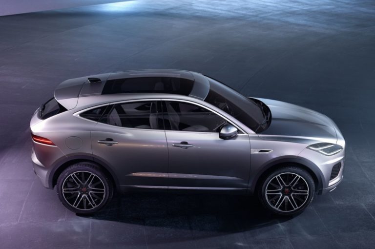 Jaguar E-Pace 2021: immagini ufficiali
