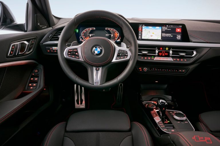 Bmw 128Ti 2021: immagini ufficiali