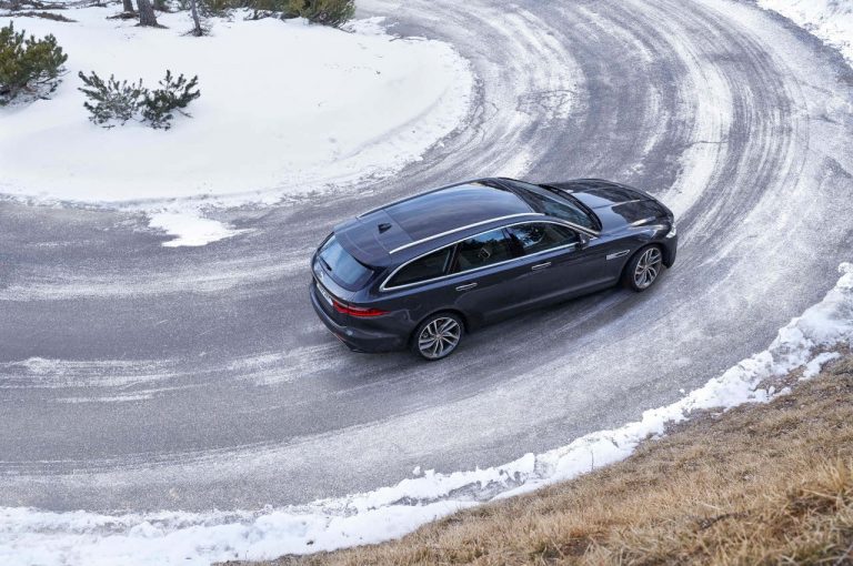 Jaguar XF 2021: immagini ufficiali