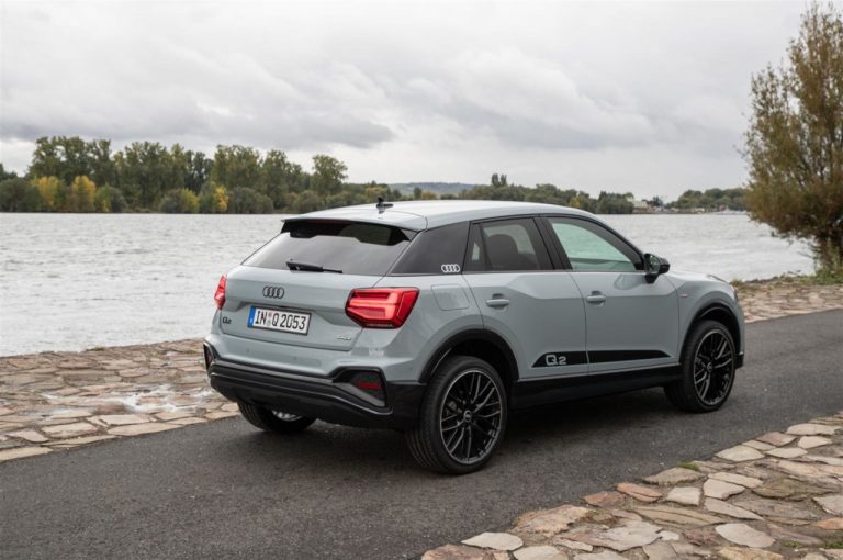 Audi Q2 2.0 (35) TDI quattro S tronic: immagini ufficiali
