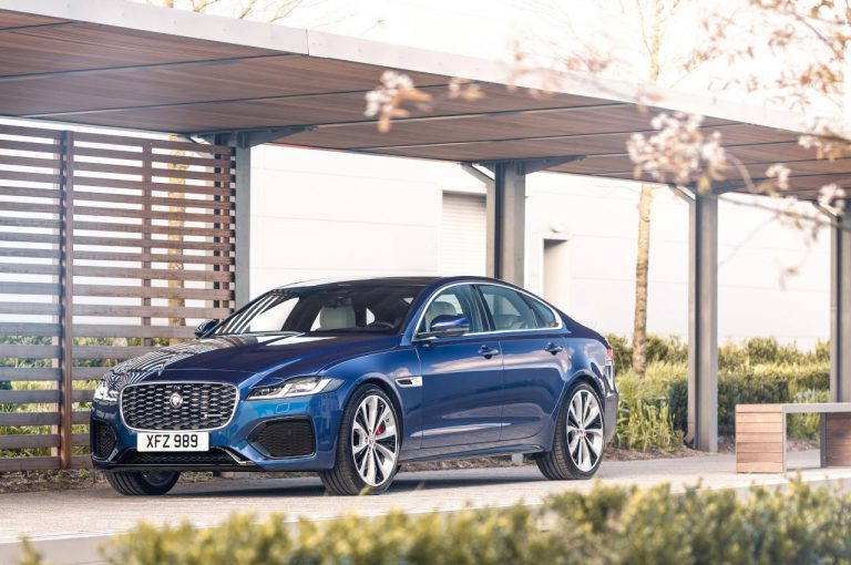 Jaguar XF 2021: immagini ufficiali