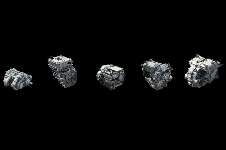 GMC Hummer EV: immagini ufficiali