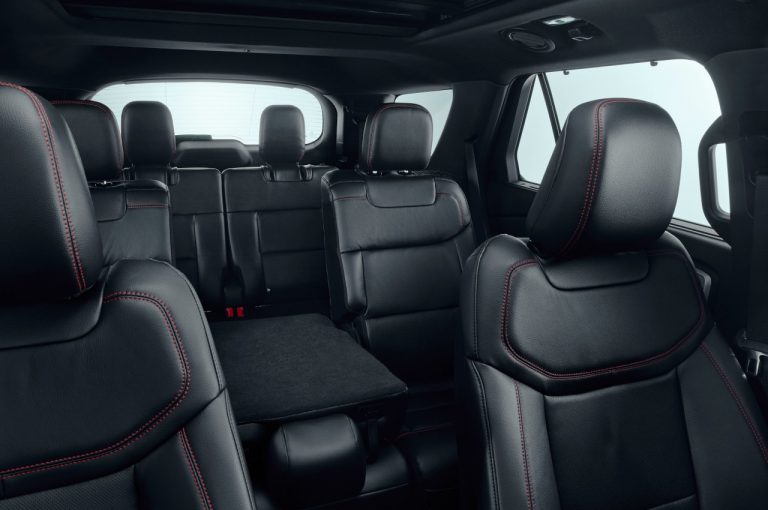 Ford Explorer Plug-in Hybrid 2020: immagini ufficiali
