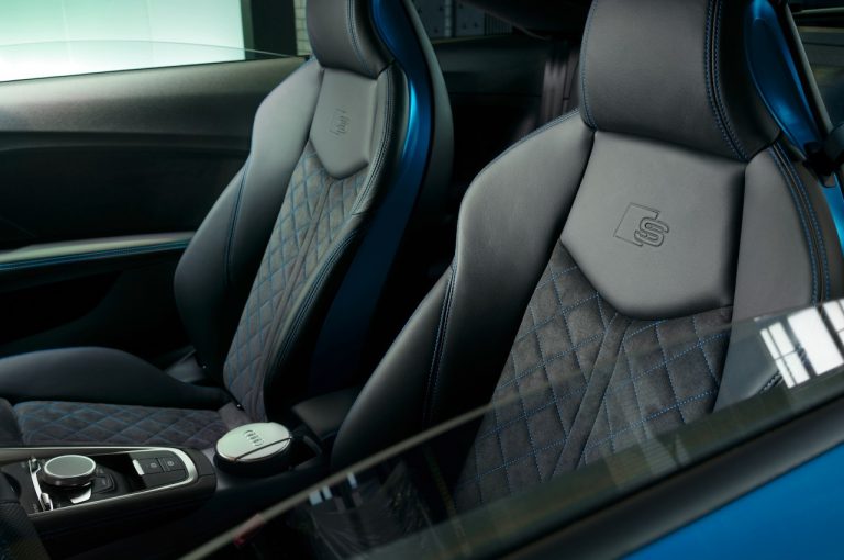 Audi TT S Line Competition Plus 2021: immagini ufficiali