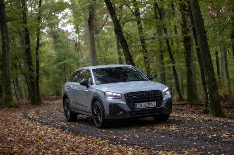 Audi Q2 2.0 (35) TDI quattro S tronic: immagini ufficiali