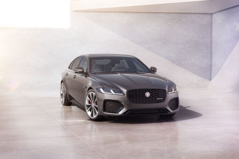 Jaguar XF 2021: immagini ufficiali