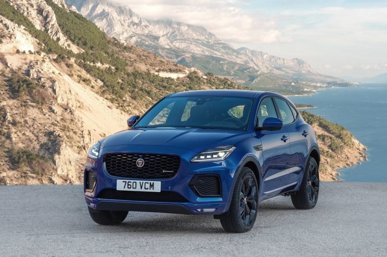 Jaguar E-Pace 2021: immagini ufficiali