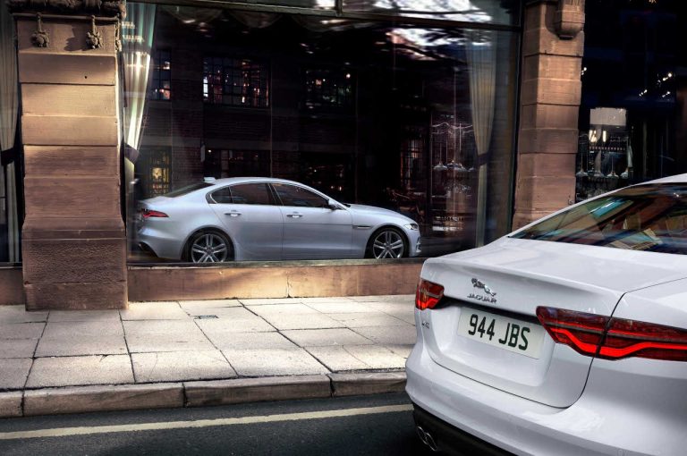 Jaguar XE 2021: immagini ufficiali