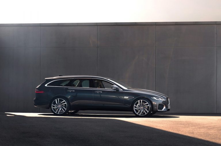 Jaguar XF 2021: immagini ufficiali