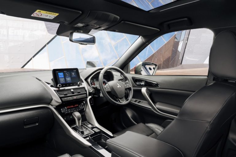 Mitsubishi Eclipse Cross 2021: immagini ufficiali
