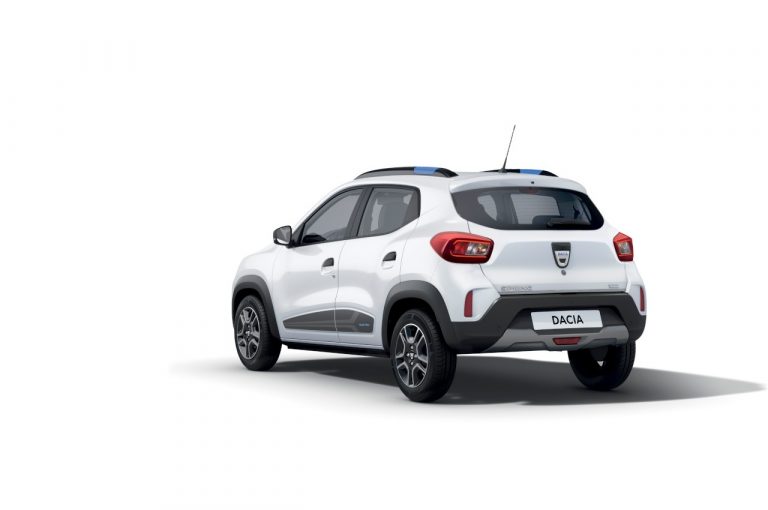 Dacia Spring per car sharing: immagini ufficiali