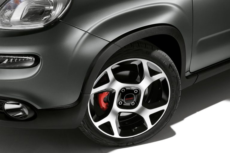 Fiat Panda Life, Fiat Panda Sport e Fiat Panda Cross 2021: immagini ufficiali