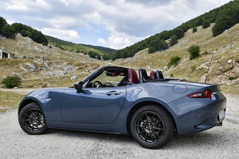 Mazda MX-5 1.5 Polymetal: la prova su strada