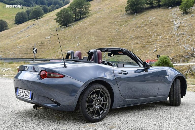 Mazda MX-5 1.5 Polymetal: la prova su strada