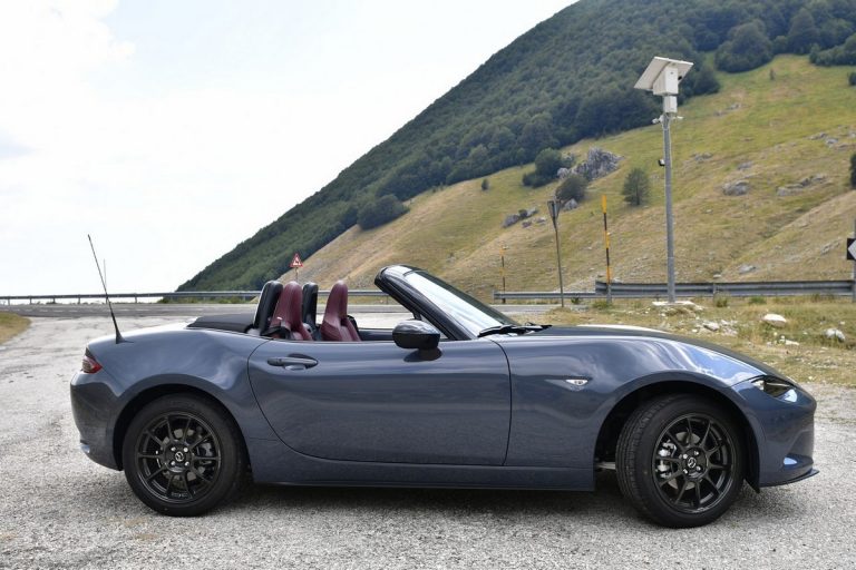 Mazda MX-5 1.5 Polymetal: la prova su strada
