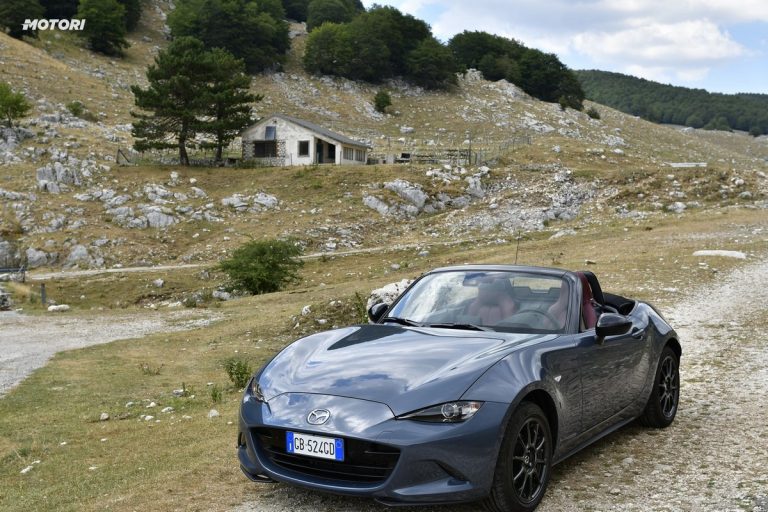 Mazda MX-5 1.5 Polymetal: la prova su strada