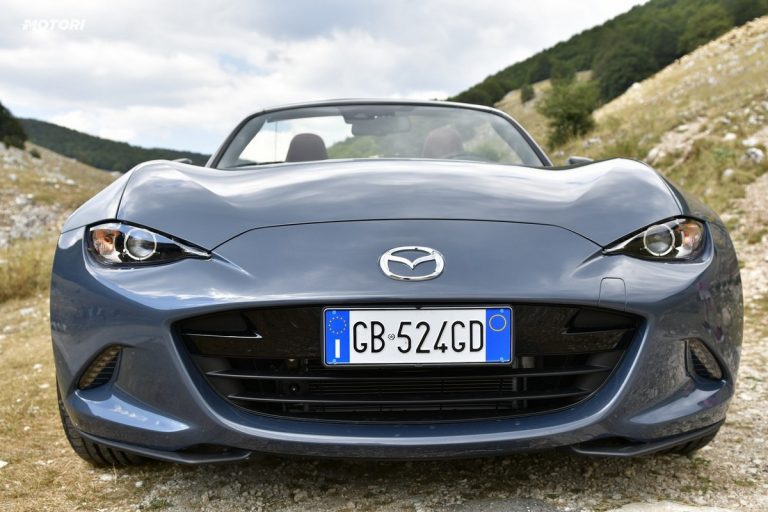 Mazda MX-5 1.5 Polymetal: la prova su strada