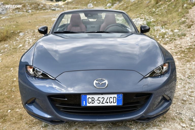 Mazda MX-5 1.5 Polymetal: la prova su strada