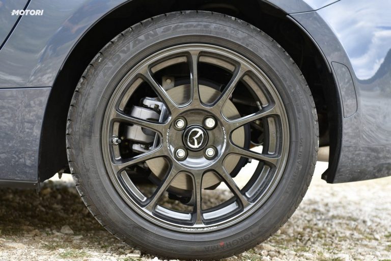 Mazda MX-5 1.5 Polymetal: la prova su strada