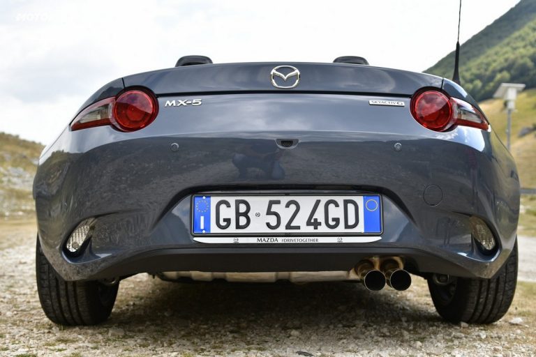 Mazda MX-5 1.5 Polymetal: la prova su strada