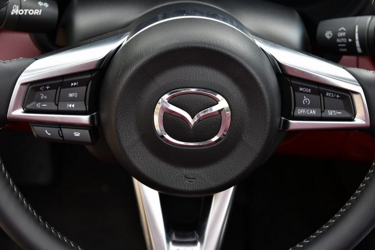 Mazda MX-5 1.5 Polymetal: la prova su strada