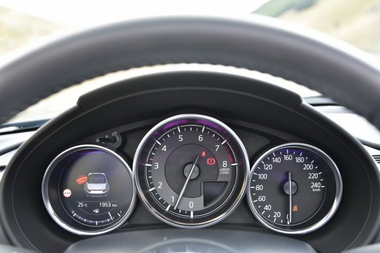 Mazda MX-5 1.5 Polymetal: la prova su strada