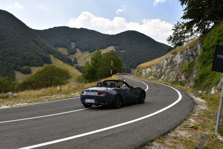 Mazda MX-5 1.5 Polymetal: la prova su strada