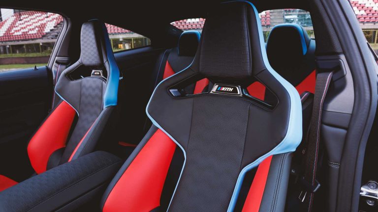 BMW M4 Competition x Kith: 150 esemplari glamour
