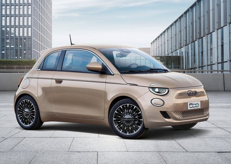 Fiat 500 3+1 elettrica: immagini ufficiali