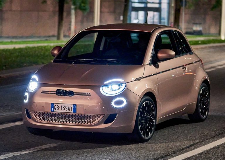 Fiat 500 3+1 elettrica: immagini ufficiali