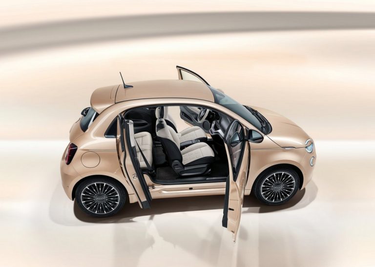 Fiat 500 3+1 elettrica: immagini ufficiali