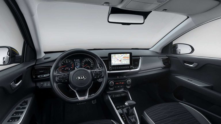 Kia Stonic restyling: immagini ufficiali