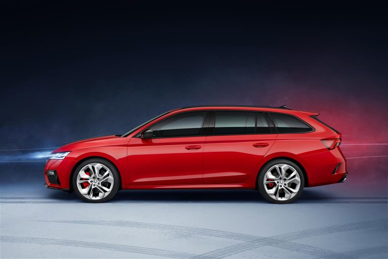 Skoda Octavia Scout e Octavia RS: immagini ufficiali