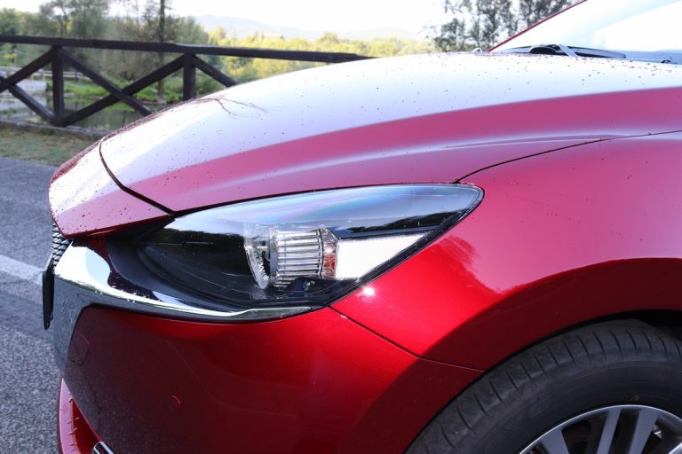 Mazda 2 Skyactiv-G M Hybrid Exceed: la prova su strada