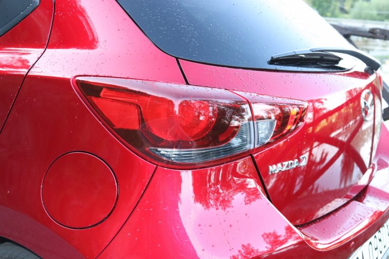 Mazda 2 Skyactiv-G M Hybrid Exceed: la prova su strada