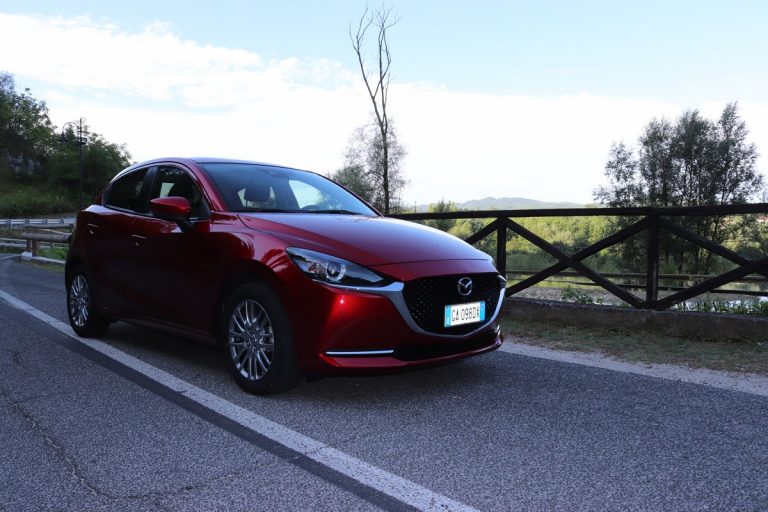 Mazda 2 Skyactiv-G M Hybrid Exceed: la prova su strada