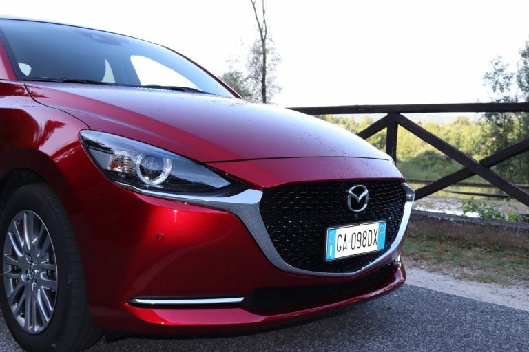 Mazda 2 Skyactiv-G M Hybrid Exceed: la prova su strada