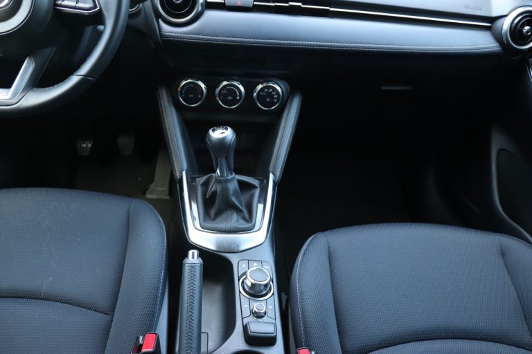 Mazda 2 Skyactiv-G M Hybrid Exceed: la prova su strada