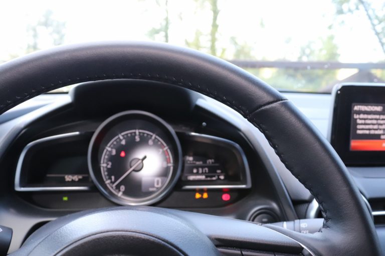 Mazda 2 Skyactiv-G M Hybrid Exceed: la prova su strada