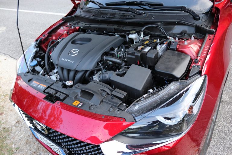 Mazda 2 Skyactiv-G M Hybrid Exceed: la prova su strada