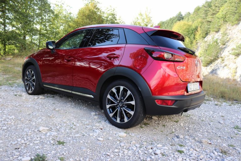 Mazda CX-3 Skyactiv-G Exceed: la prova su strada
