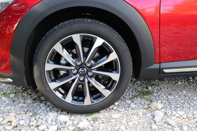 Mazda CX-3 Skyactiv-G Exceed: la prova su strada
