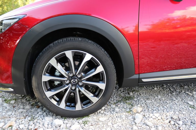 Mazda CX-3 Skyactiv-G Exceed: la prova su strada