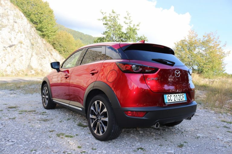 Mazda CX-3 Skyactiv-G Exceed: la prova su strada