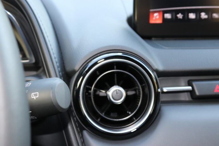 Mazda CX-3 Skyactiv-G Exceed: la prova su strada