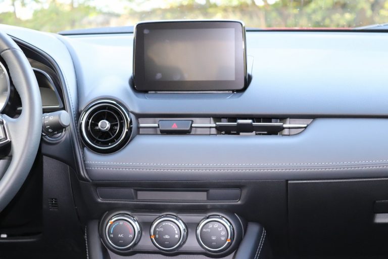 Mazda CX-3 Skyactiv-G Exceed: la prova su strada