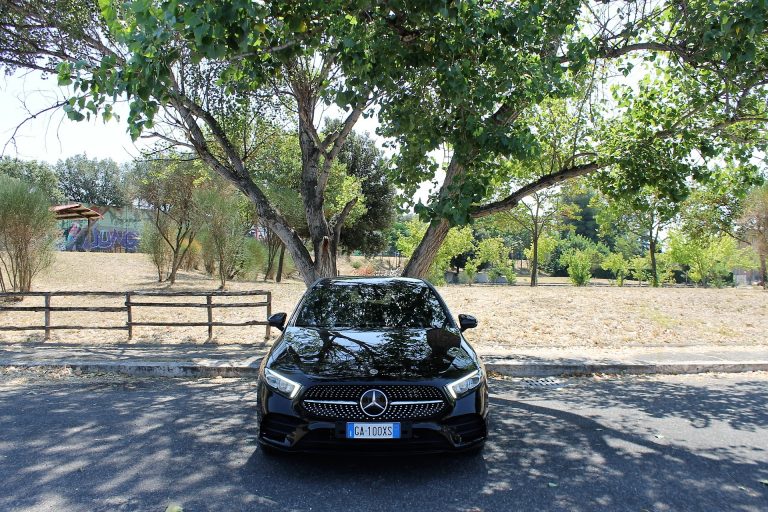 Mercedes-Benz Classe A 250e: la prova su strada