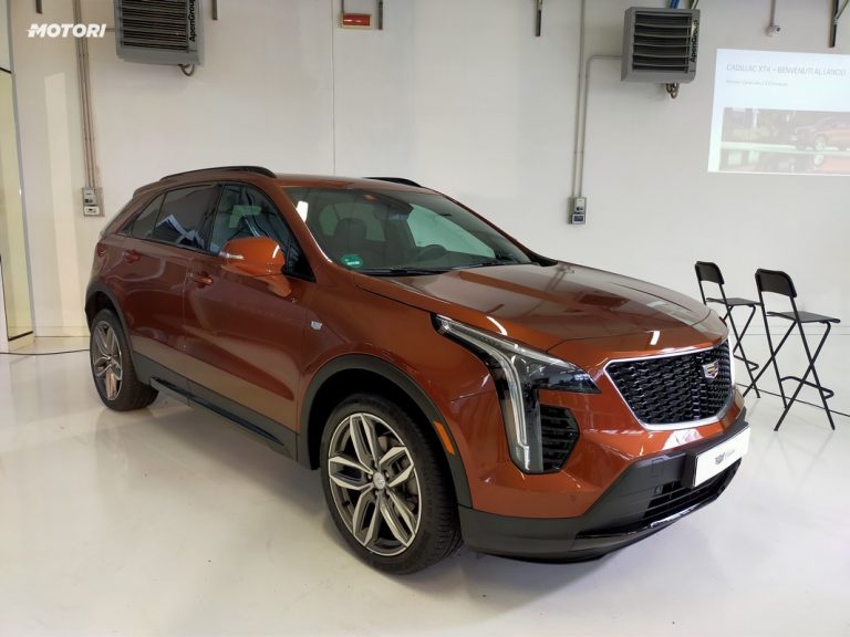 Cadillac XT4: prima prova su strada