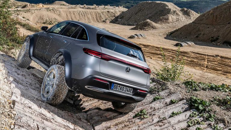 Mercedes-Benz EQC 4x4²: l’off-road diventa elettrizzante
